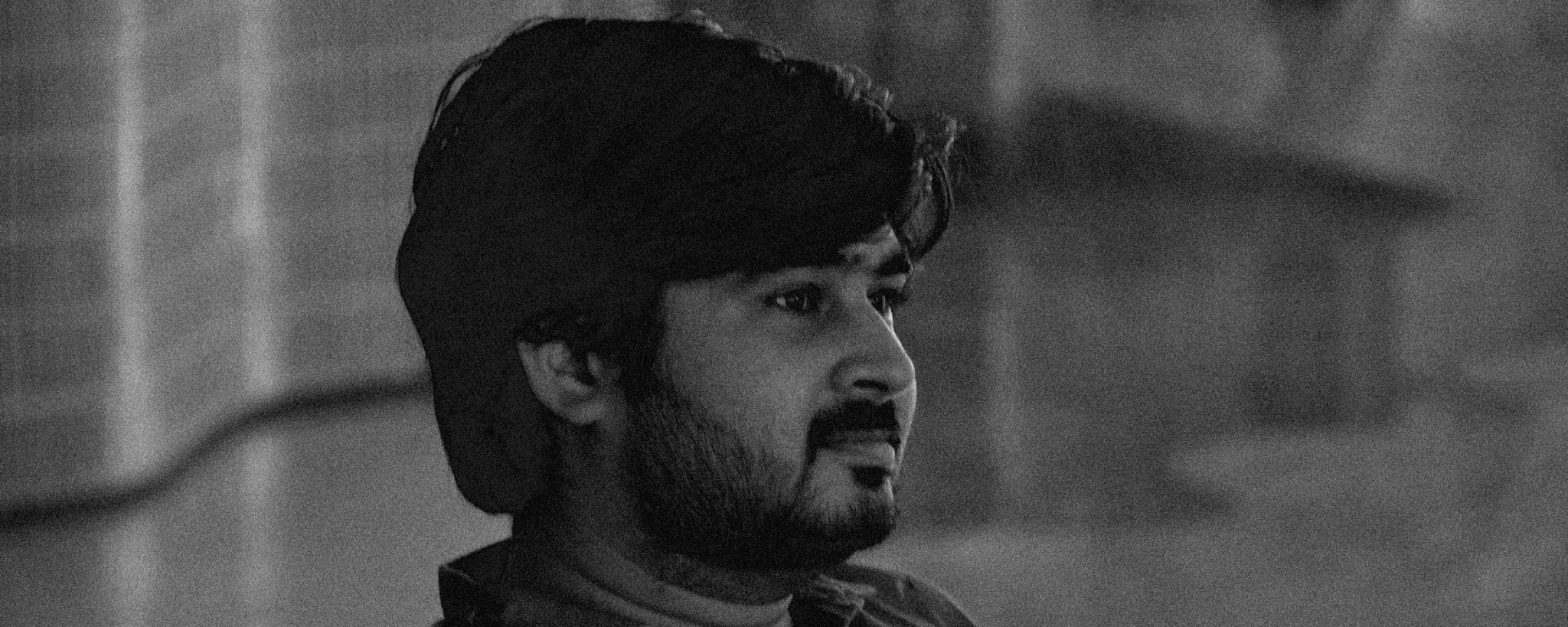 Himanshu Patil photo in grained texture